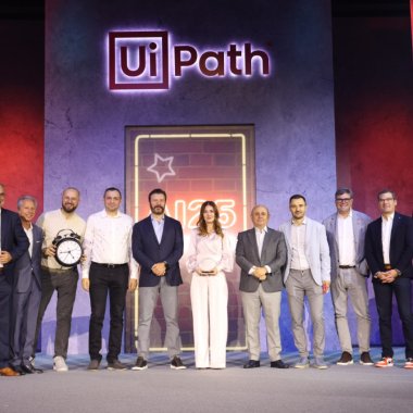 Românii de la Aggranda, premiați de UiPath pentru cum automatizează munca