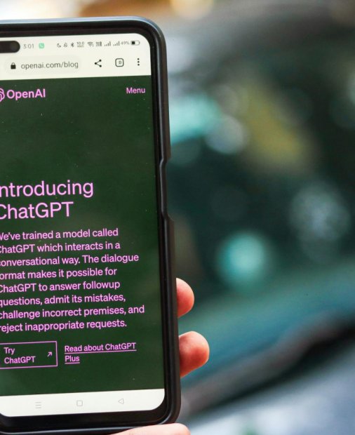 OpenAI a cheltuit mai mult de 10 milioane de dolari pe o adresă web