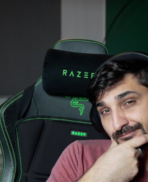 REVIEW Razer Freyja și Kraken V4 Pro: așa arată viitorul gamingului și al imersiunii?