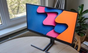 REVIEW AOC Q27U3CV: monitorul pentru creatori de conținut