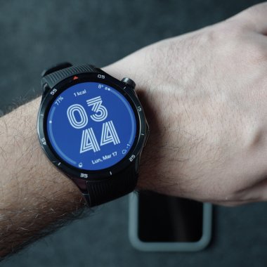 REVIEW OnePlus Watch 3 - au găsit rețeta ceasului smart ideal?