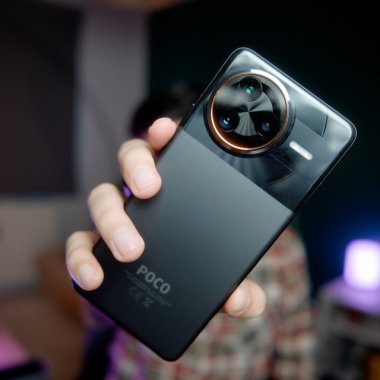 Poco F7 Ultra: telefon ultra la jumătate de preț?