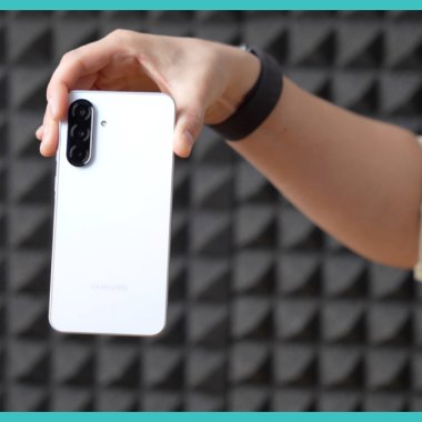 REVIEW Samsung Galaxy A36 - cel mai bun telefon pentru cei mai mulți oameni?