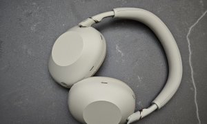 REVIEW Sony WH-1000XM6 - căști bune la orice!?