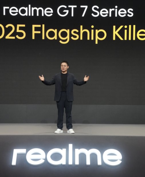 realme lansează seria GT 7: performanță, autonomie și colaborare cu Aston Martin