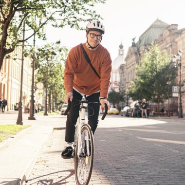 inVest, accelerator pentru startup-uri de mobilitate urbană din România