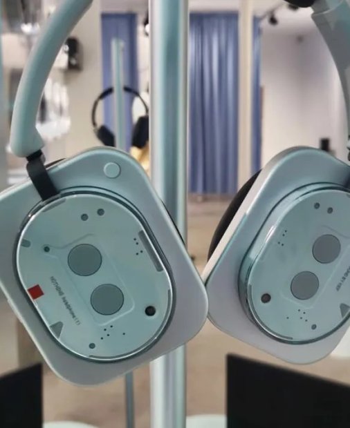 Căștile care nu arată ca nimic altceva: Nothing Headphones (1), prezentate în detaliu