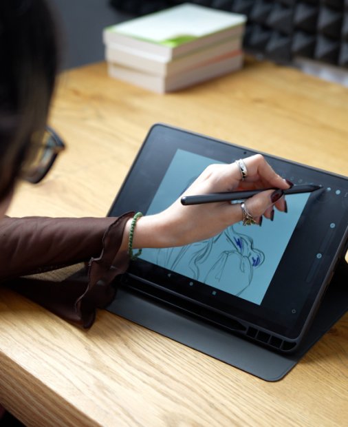 REVIEW Huion Kamvas Slate 11 - tabletă pentru desen digital de începători și copii