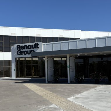 Am vizitat centrul unde se testează <span class="title-highlight">cele mai vândute mașini din Europa</span>