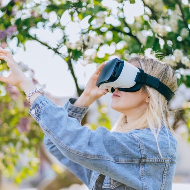 <span class="title-highlight">Fenomenul "băilor de pădure"</span> | Realitatea virtuală îmbunătățește memoria și starea de spirit