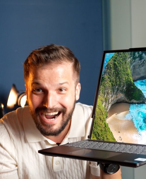<span class="title-highlight">Lenovo ThinkBook Plus Gen 6</span> - un laptop care se extinde cu ecran rulabil. Entuziasmant și absurd