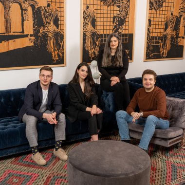 VAUNT Launches Spotlight, the AI Solution that Generates Residential Interactive 2D Tours