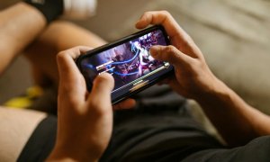 Mai mult FPS și autonomie mai bună: tehnologia care va transforma gamingul mobil