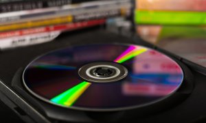 43 de ani de la primul CD cu muzică ce a fost creat comercial