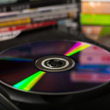 43 de ani de la primul CD cu muzică ce a fost creat comercial