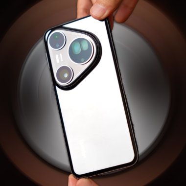 REVIEW Huawei Pura 80 Ultra: Cea mai bună cameră foto. Punct.