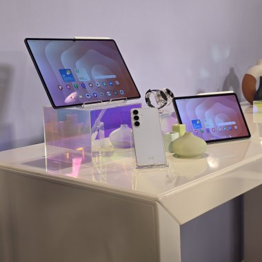 Samsung Galaxy S25 FE și Galaxy Tab S11/Ultra – unboxing, specificații și primele impresii