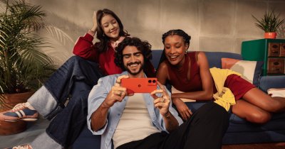 IFA 2025: Motorola lansează următoarea generație de smartphone-uri și o colecție cu Swarovski