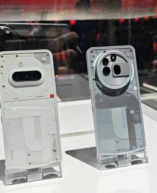 Startup-ul de smartphone-uri Nothing, 200 de milioane $ investiție și pregătește un dispozitiv AI