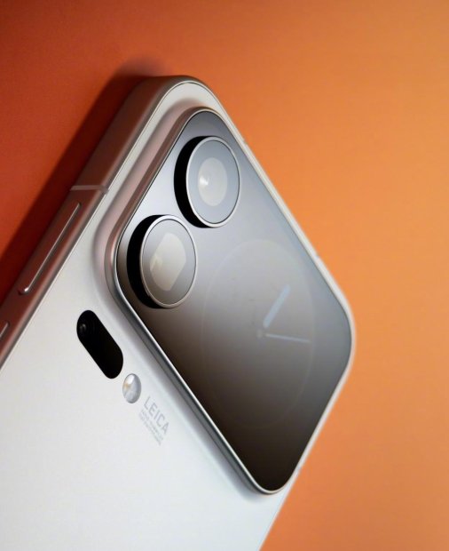 Snapdragon 8 Elite Gen 5 surclasează Apple A19 Pro în testele de gaming