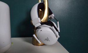 REVIEW Razer BlackShark V3 Pro: probabil cele mai bune căști pentru gaming, indiferent de device