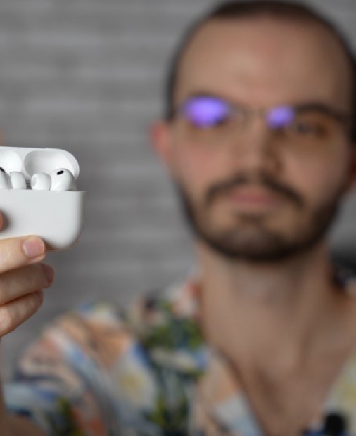 iFixit: AirPods Pro 3 sunt practic imposibil de reparat