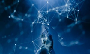 Jeff Bezos avertizează: investițiile în AI sunt exagerate, dar progresul e inevitabil