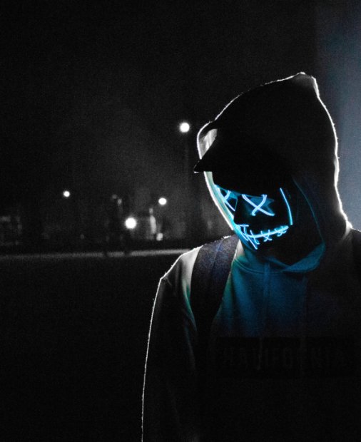 Reclamele înșelătoare de pe Facebook se mută și pe YouTube și Google. Ce promit hackerii și de ce să vă feriți