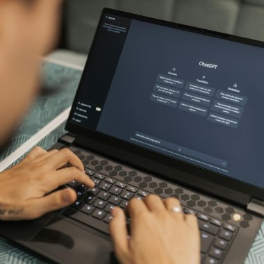 ChatGPT va putea fi folosit pentru conversații erotice (+18) în viitor