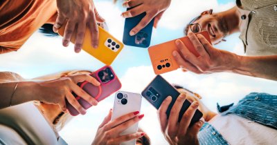 Piaţa globală de smartphone-uri a revenit la creştere în T3 2025: cine e liderul