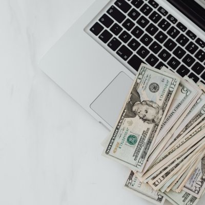 Credite de peste 1 miliard de lei pentru IMM-uri printr-un parteneriat BCR cu Banca de Investiții și Dezvoltare