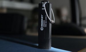 Review: Kingston IronKey D500S - seiful digital pentru datele tale