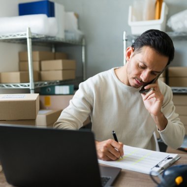 7 din 10 români percep antreprenoriatul ca pe un meci de box cu statul