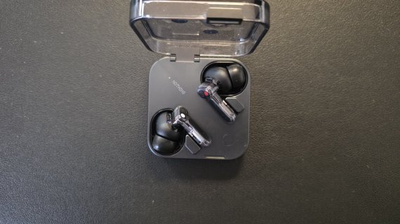 REVIEW Nothing Ear (3): cele mai frumose căști, dar sunt și bune?