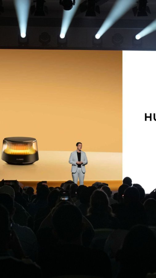 Huawei lansează noi telefoane și tablete, dar și... cel mai frumos router din lume