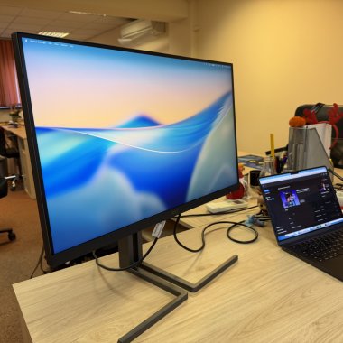 Review AOC Q27U3CV - Monitor profesional pentru creatori de conținut