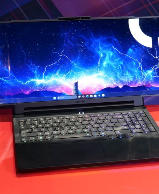 <span class="title-highlight">CES 2026</span>: Lenovo lansează laptop-uri futuriste cu ecrane rulabile și extensibile