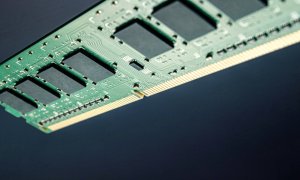 Criza RAM se adâncește: scumpiri de peste 100% în primele luni din 2026