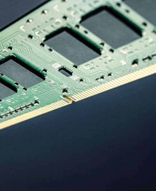 Criza RAM se adâncește: scumpiri de peste 100% în primele luni din 2026