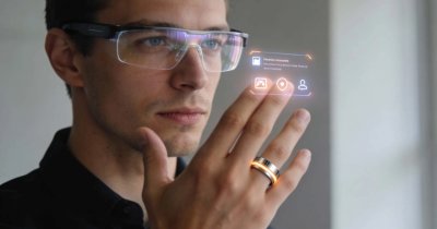 Oura lucrează la ochelari AR controlați prin inelul inteligent