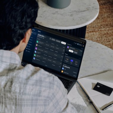 Companiile românești prioritizează investițiile în IT de bază în locul AI-ului