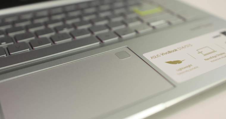 Acer și Asus, obligate să oprească vânzările de PC-uri din cauza unui