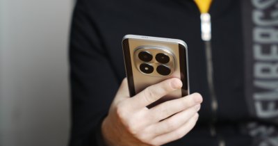 REVIEW Poco M8 Pro: telefonul midrange care le are (aproape) pe toate