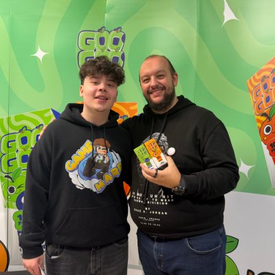 60.000 de sucuri, 3.500 de oameni la lansare | Sucul natural lansat de gamerul iSilent țintește 4 milioane de doze în 2026