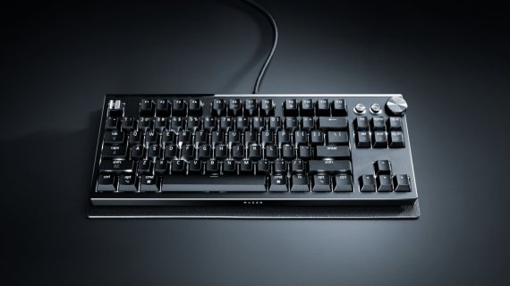 Razer Huntsman Signature Edition, tastatură premium în ediție limitată