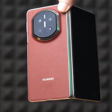 REVIEW Huawei Mate X7 - mai bun ca anul trecut, dar destul de bun?