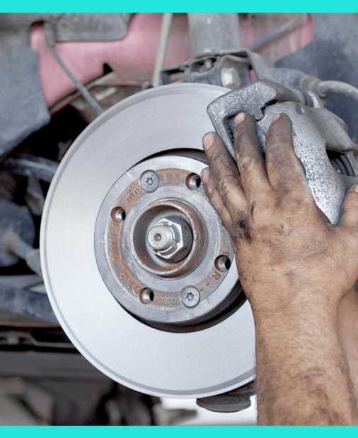 Secretele meseriilor din România: am descoperit meseria preferată a pasionaților de mașini