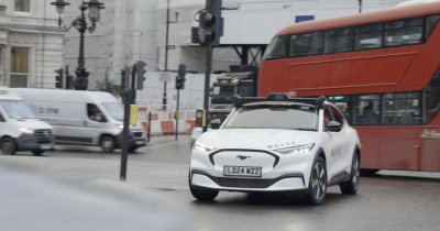 Taxiurile-robot europene, un pas mai aproape de realitate. Wayve din Marea Britanie, 1,2 miliarde de dolari investiție