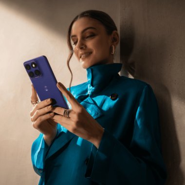 Prețul oficial în Europa pentru motorola razr fold. Ediție specială pentru Campionatul Mondial