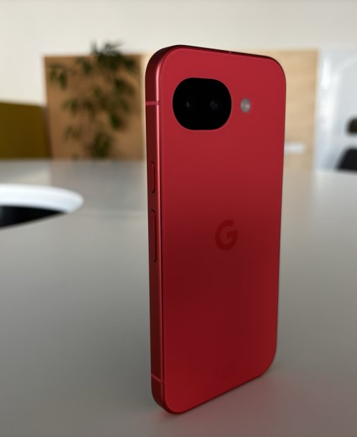 REVIEW Google Pixel 10a: singurul Android pentru care aș renunța la iPhone